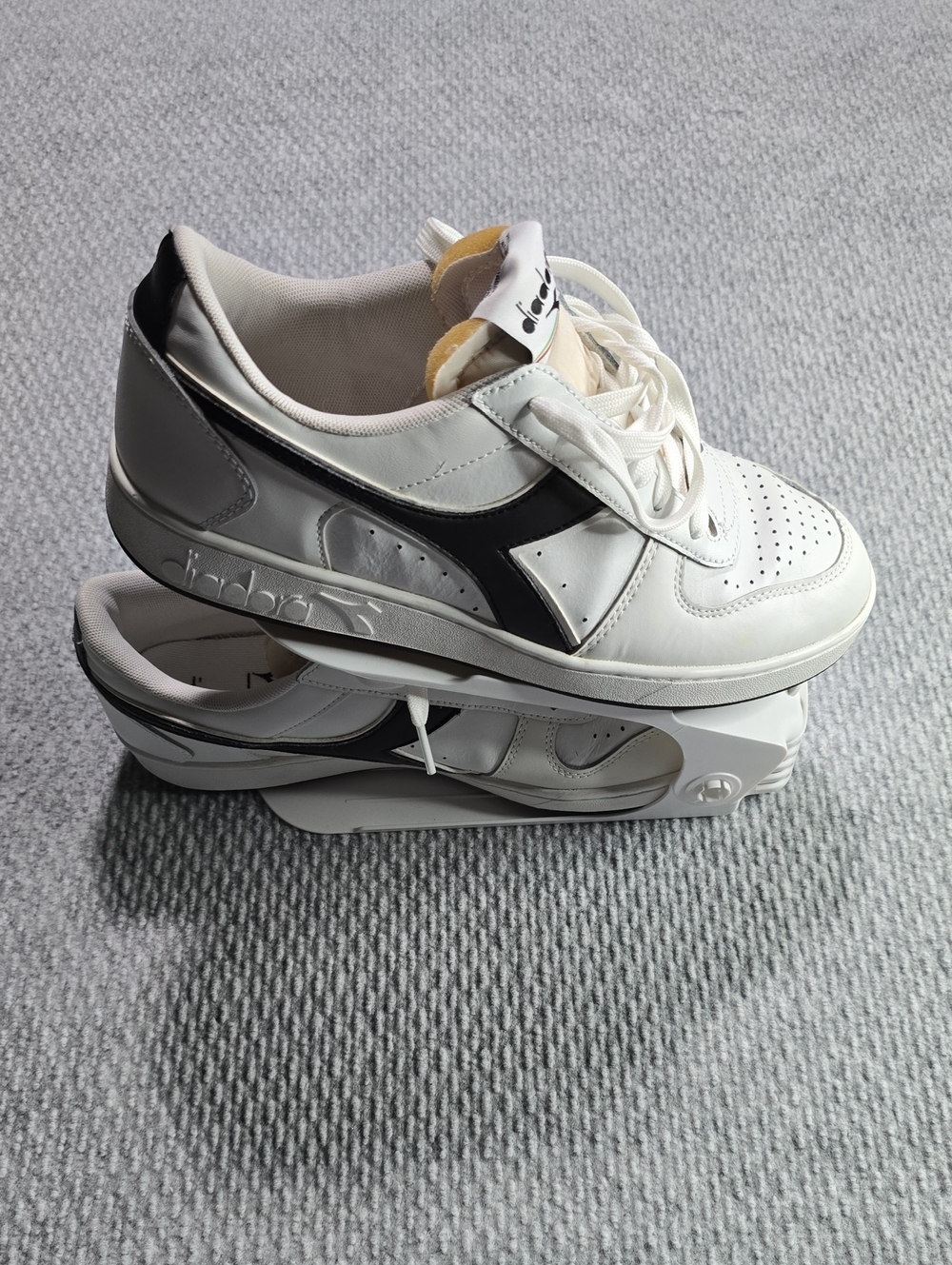 Diadora Men White and Black Leather Sneakers